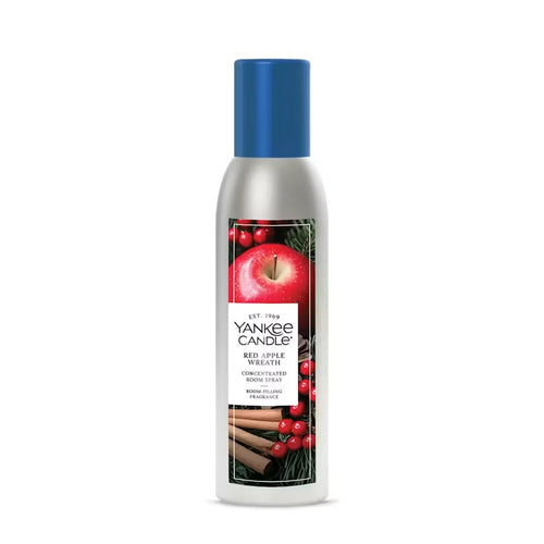 red-apple-wreath